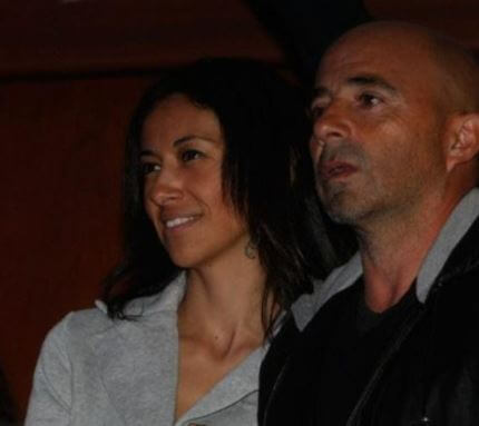 Paula Valenzuela with her partner Jorge Sampaoli attending an event.